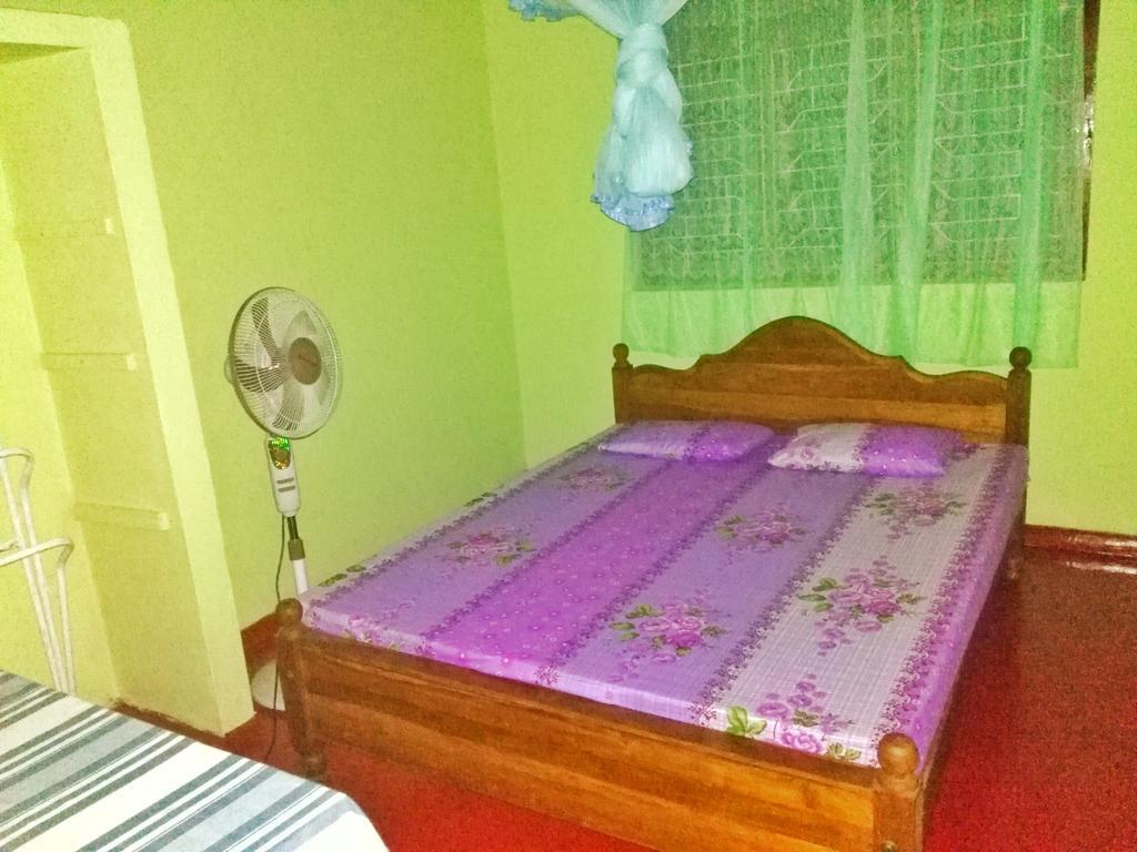 Hikkaduwa Home Stay Exterior photo