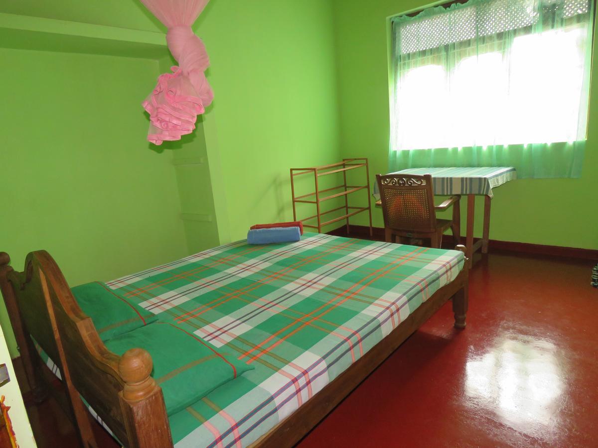 Hikkaduwa Home Stay Exterior photo