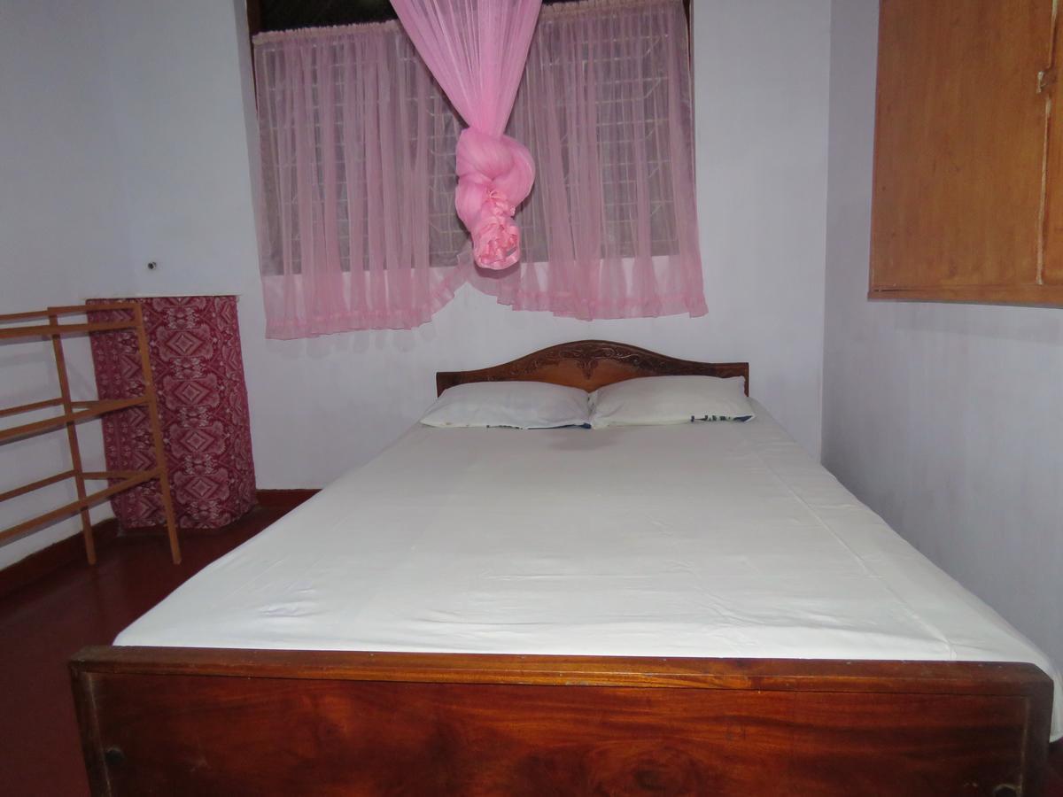 Hikkaduwa Home Stay Exterior photo